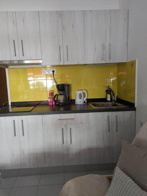 Beachfront Studio Apartment Puerto Rico Puerto Rico  Eksteriør billede